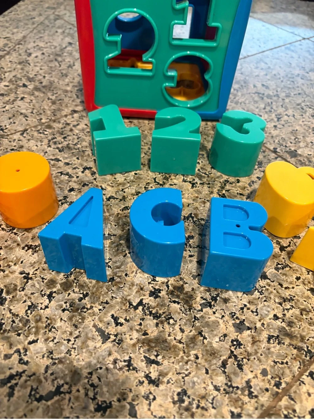 Battat Shape Sorter Cube